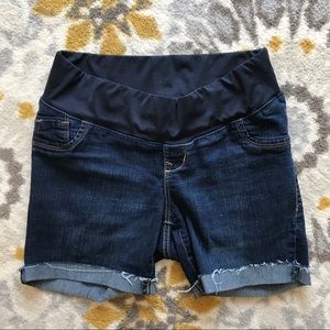 Cut-off Maternity Shorts